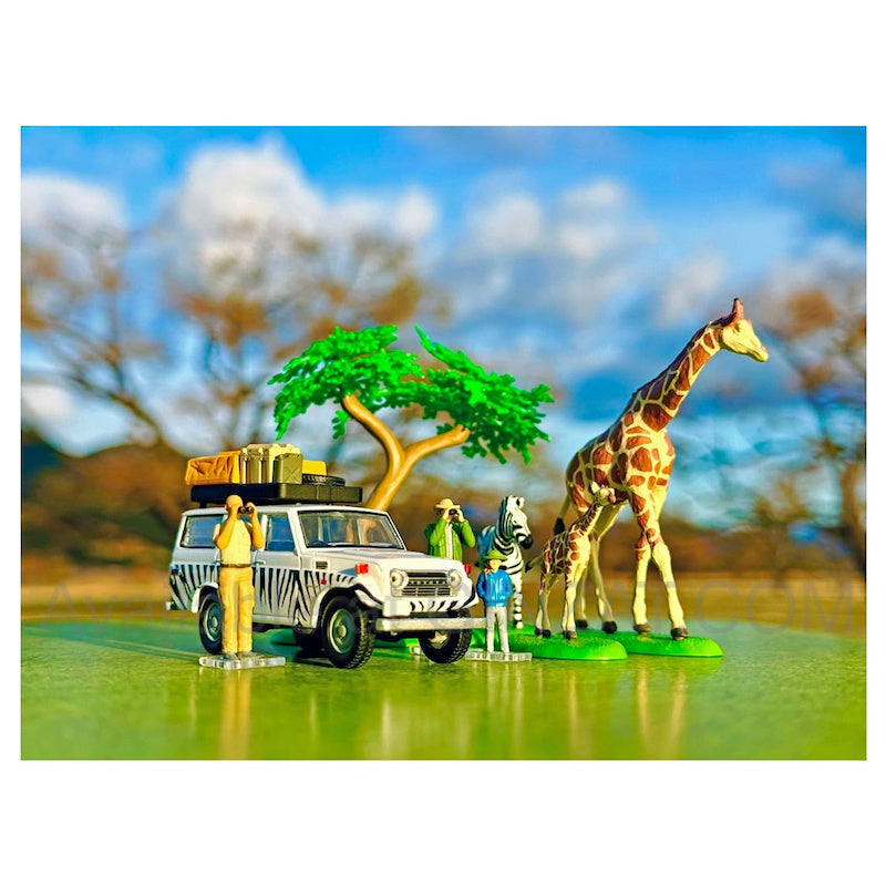 Kaiyodo × Tomica Limited Vintage GeoColle64 #Car Snap 28a Safari 1 (with Toyota Land Cruiser FJ56V)