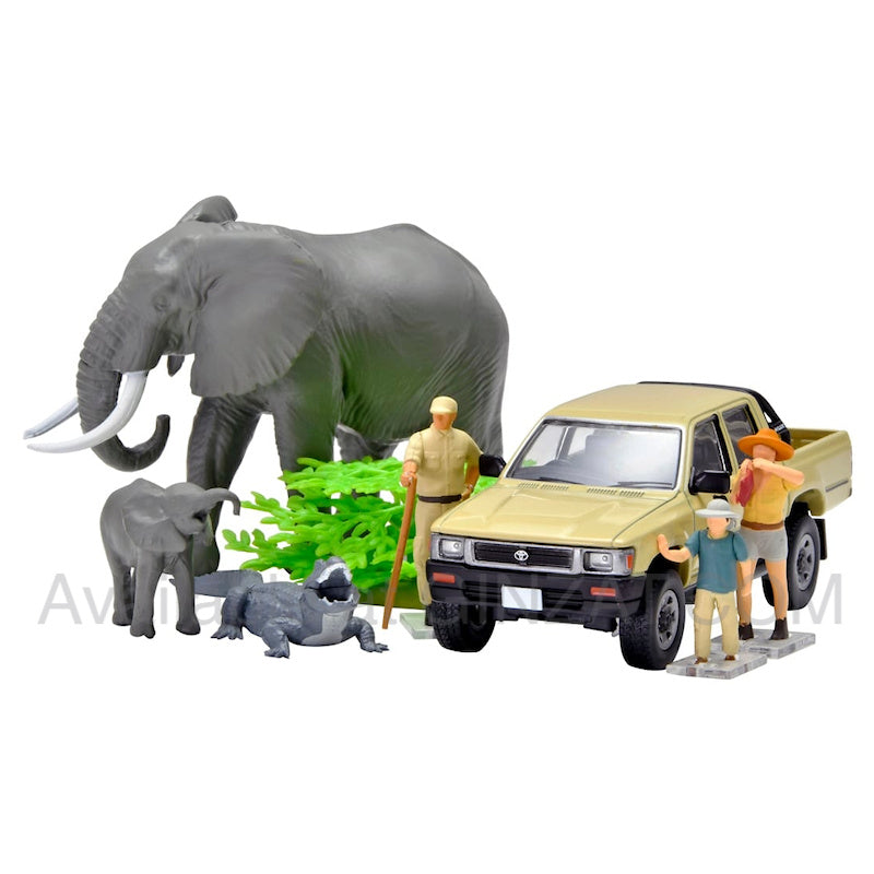 Kaiyodo × Tomica Limited Vintage GeoColle64 #Car Snap 29a Safari 2 (Toyota Hilux 4WD Pickup with Double Cab included)