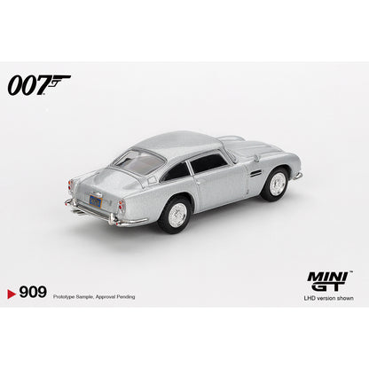 MINI GT 1/64 Aston Martin DB5 Casino Royale MGT00909-007E Blister Pack