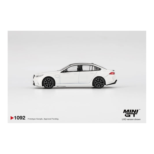 MINI GT 1:64 BMW M5 (G90) Alpine White MGT01092