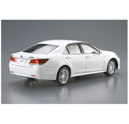 Aoshima 1/24 TOYOTA GRS210/AWS210 CROWN ROYALSALOON '15 Plastic Model Kit